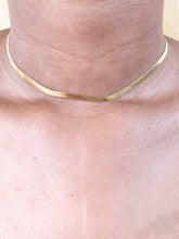 Load image into Gallery viewer, Herringbone necklace - Amore Collection Jewelry
