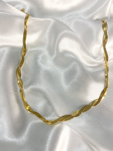 Load image into Gallery viewer, Twisted Herringbone Necklace
